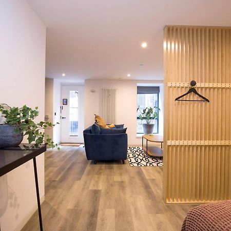 Charming Studios Near Holyrood Park & Calton Hill EDI Eksteriør billede