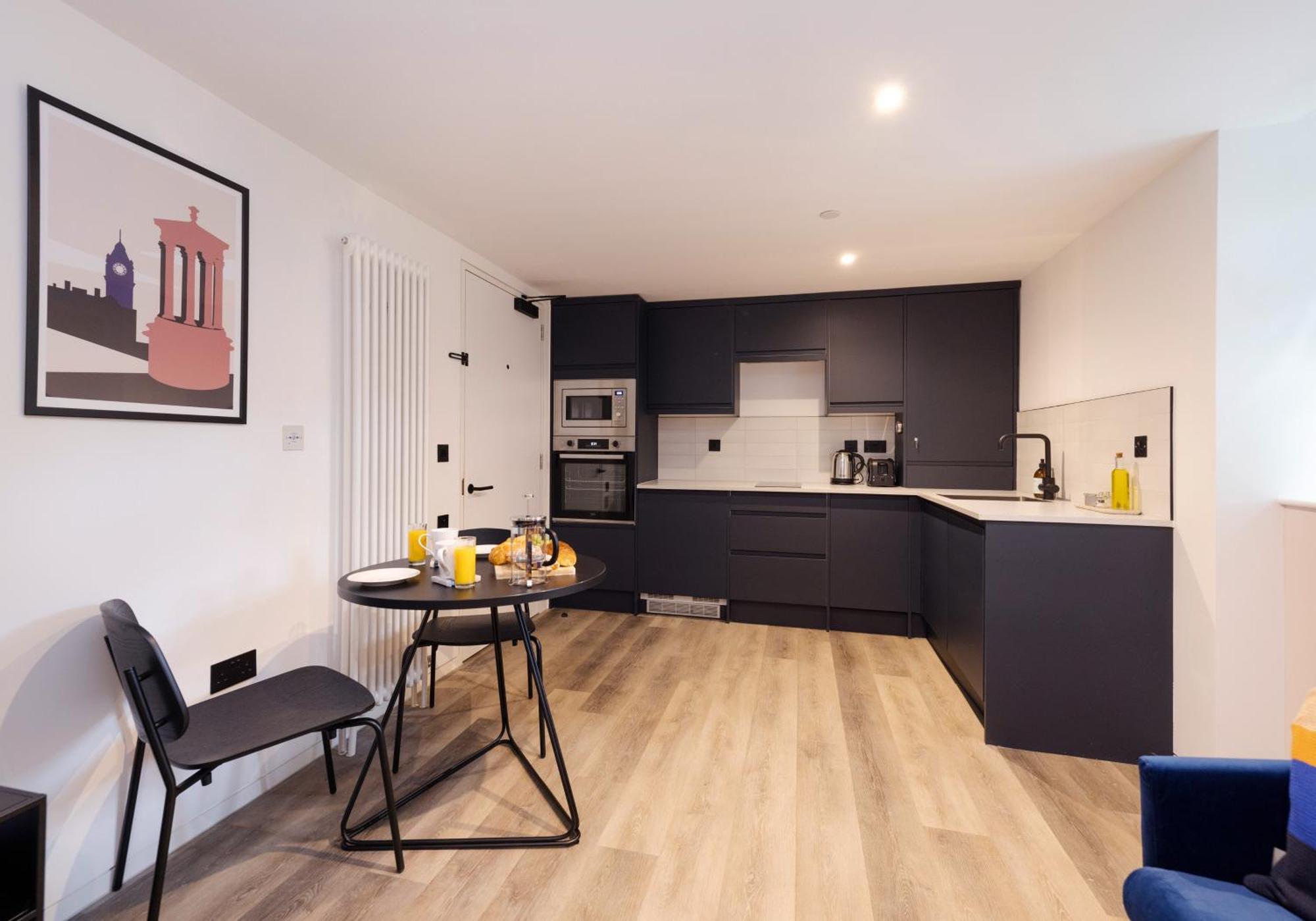 Charming Studios Near Holyrood Park & Calton Hill EDI Værelse billede