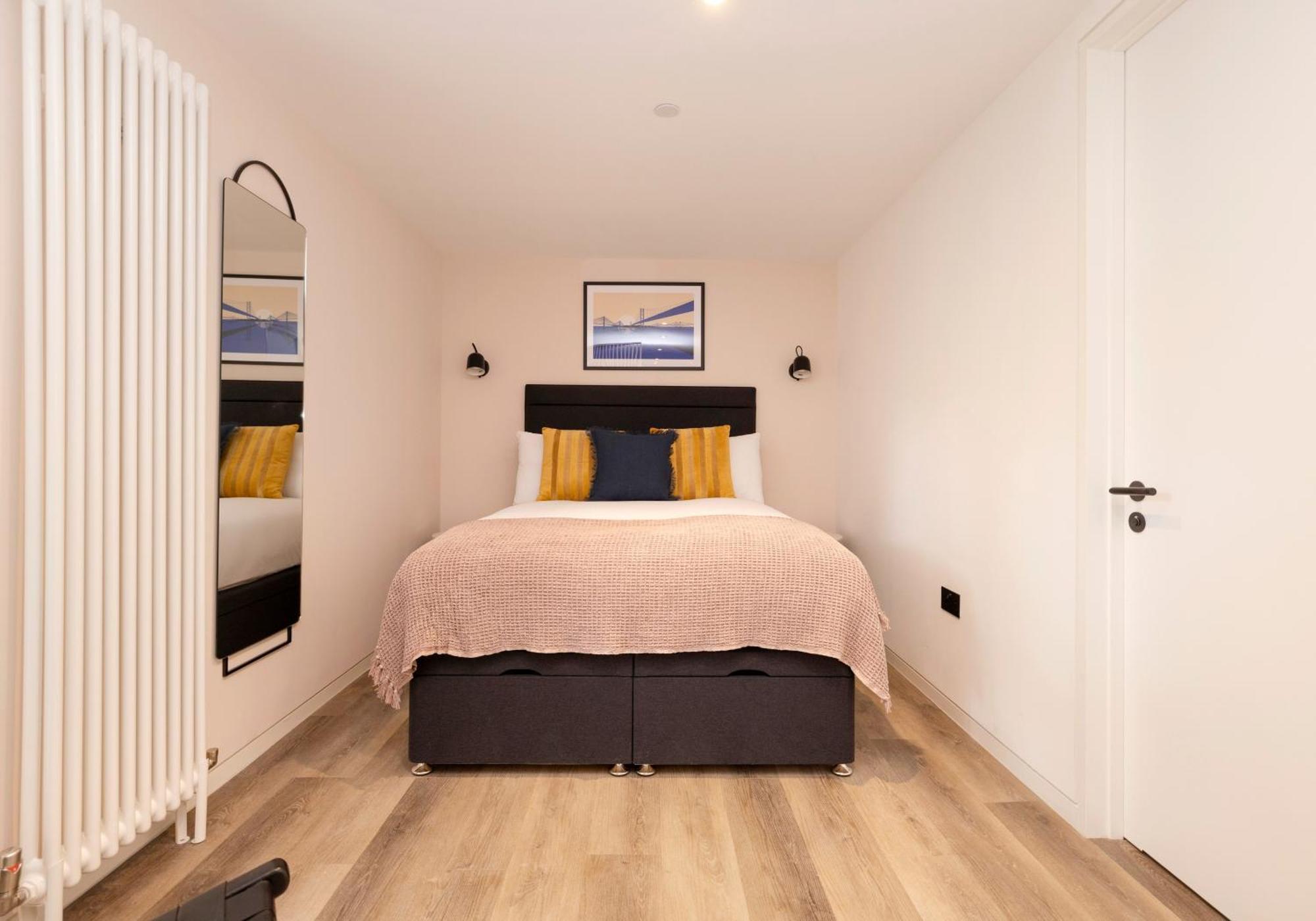 Charming Studios Near Holyrood Park & Calton Hill EDI Værelse billede